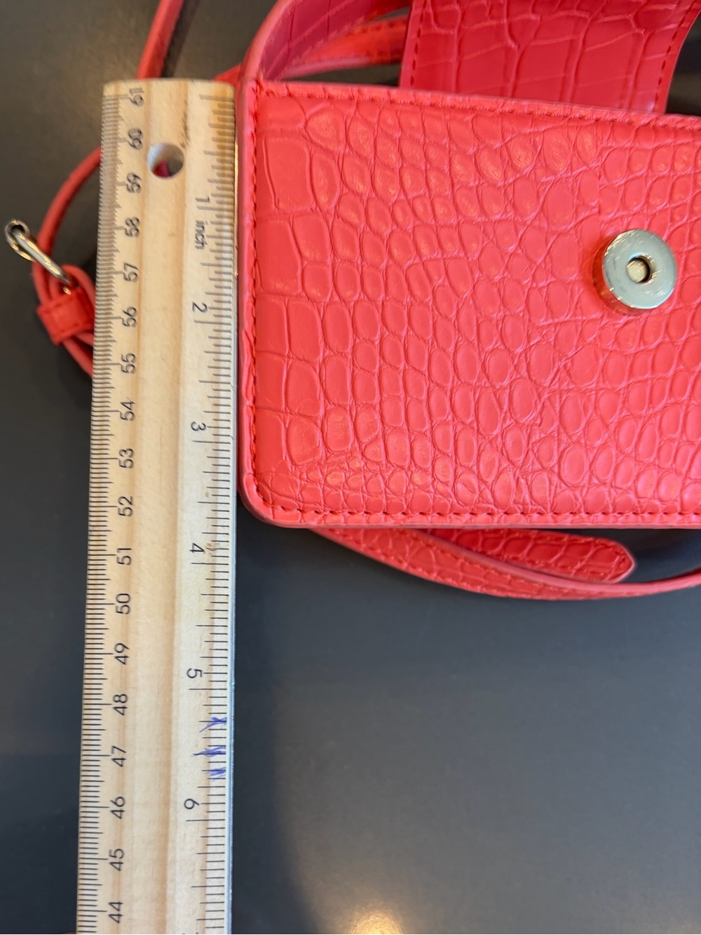 Source Unknown Red Croc-Embossed Crossbody Bag - Picture 4 of 5